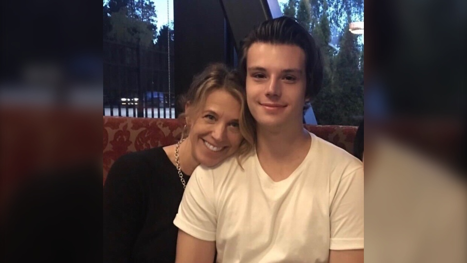 Kathleen Radu avec son fils Morgan Goodridge